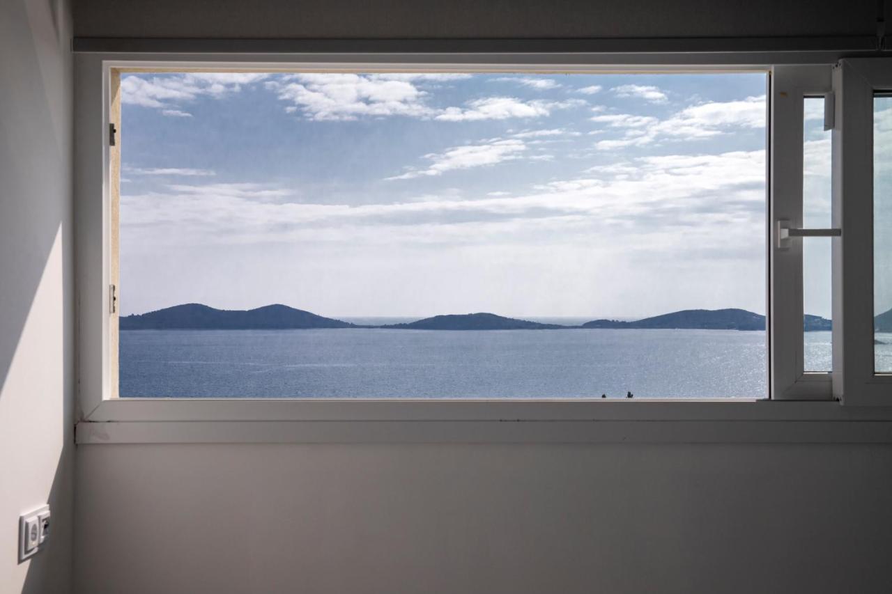 Dk Luxury Suite Néa Péramos Exteriér fotografie