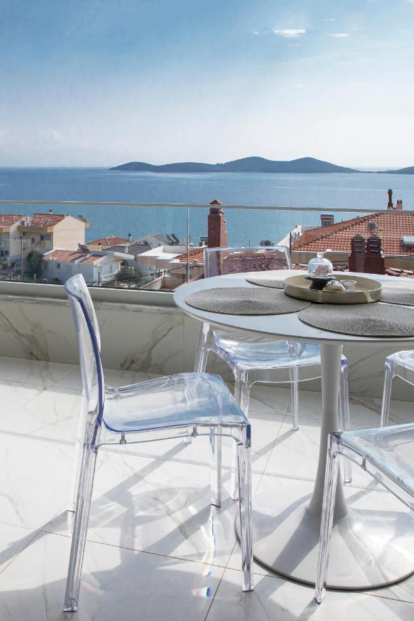 Dk Luxury Suite Néa Péramos Exteriér fotografie