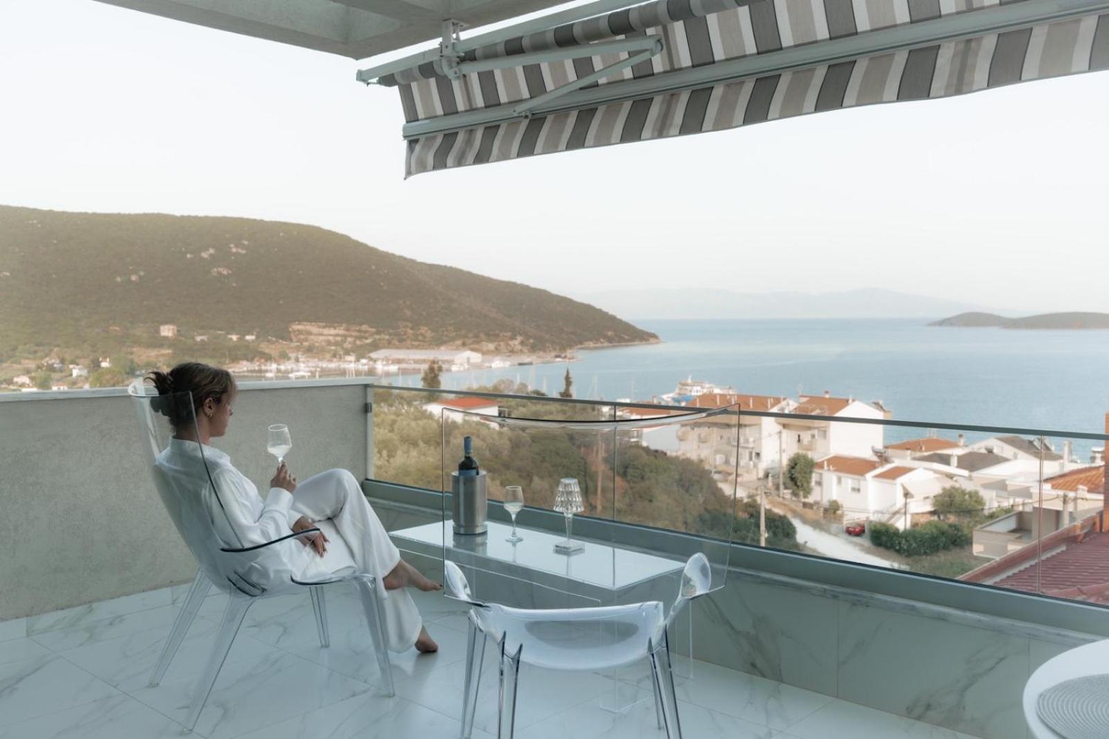Dk Luxury Suite Néa Péramos Exteriér fotografie