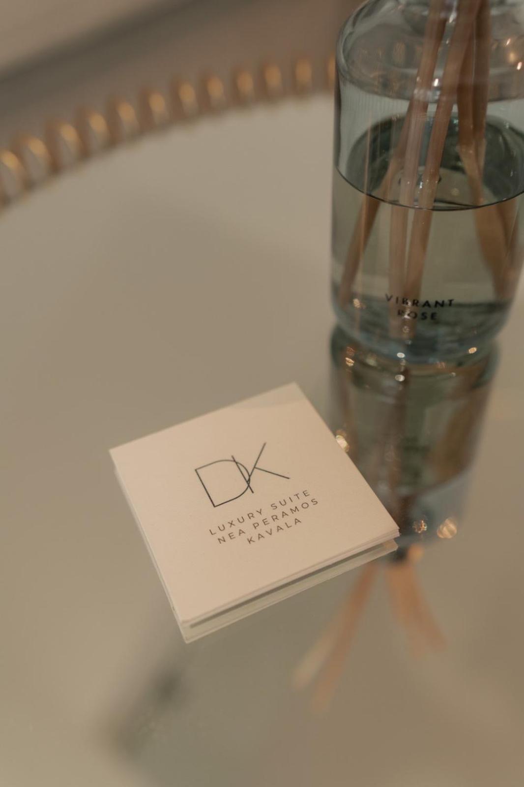 Dk Luxury Suite Néa Péramos Exteriér fotografie